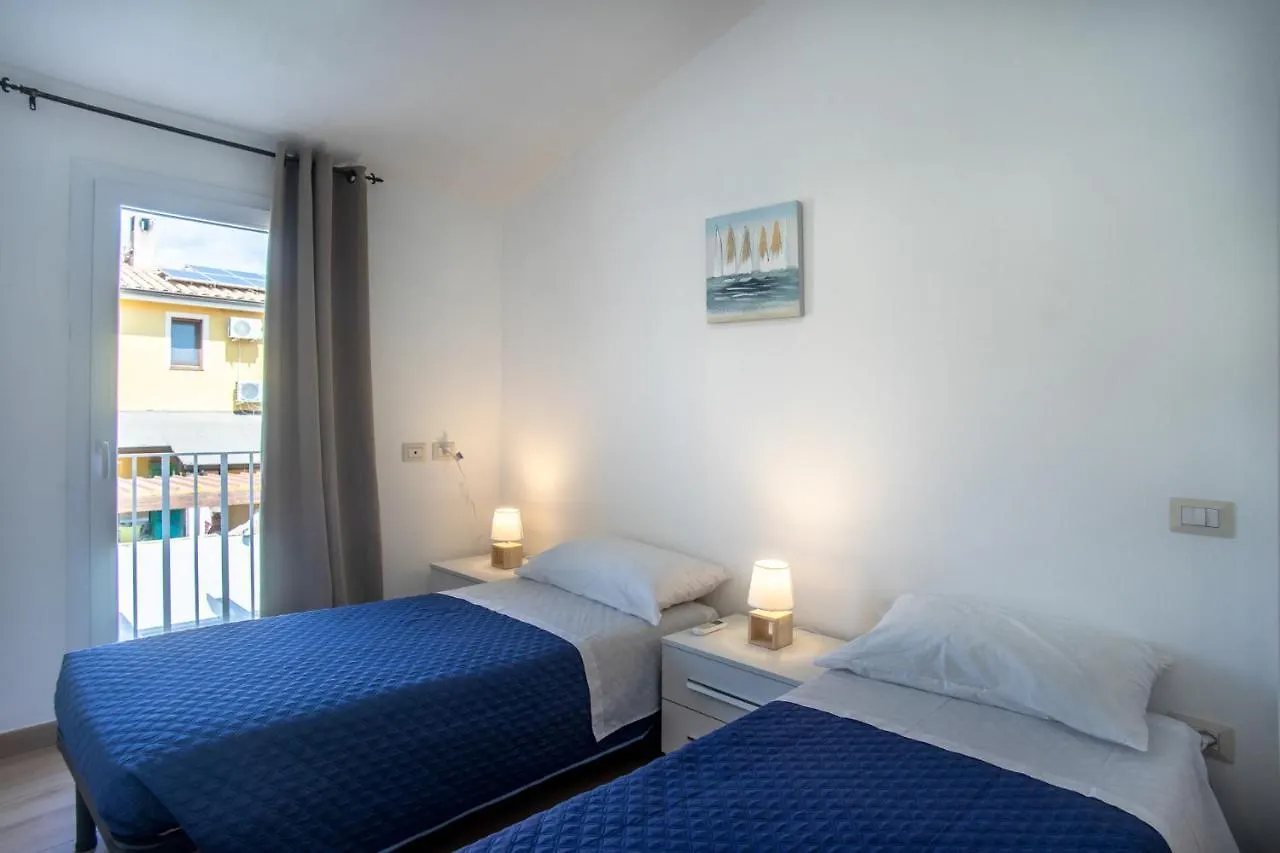 Residence Pula Via Delle Rose 0*,